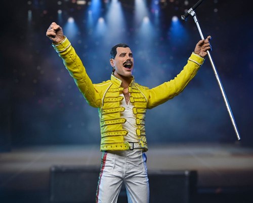 92196 - Freddie Mercury (Yellow Jacket) 18cm